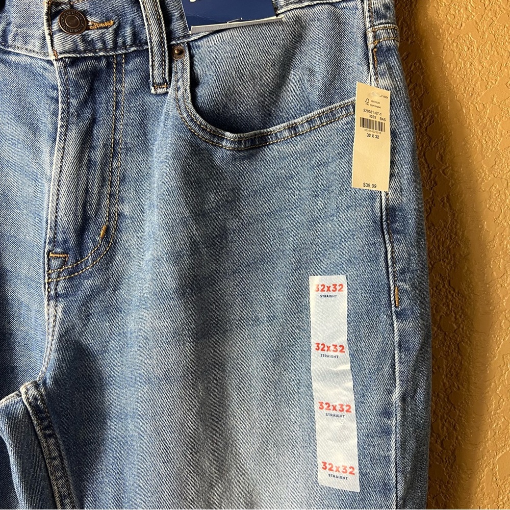 Mens NWT old navy straight jeans 32 x 32 - Picture 2 of 4